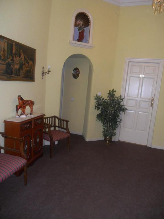 Hostal Olga Madri Exterior foto